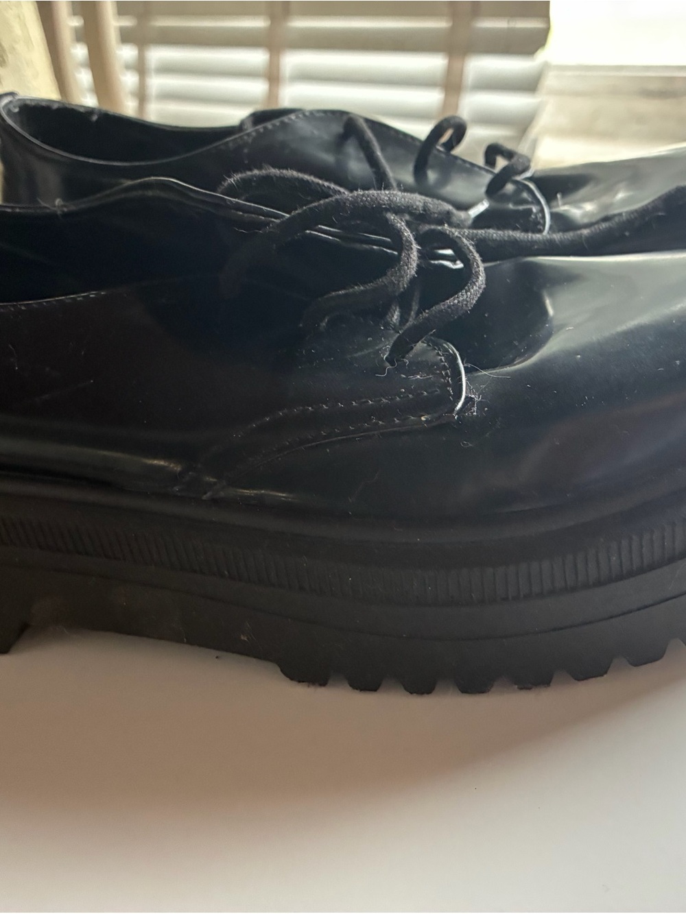 Steve Madden Black Patent Lace-Up Platform Oxfords